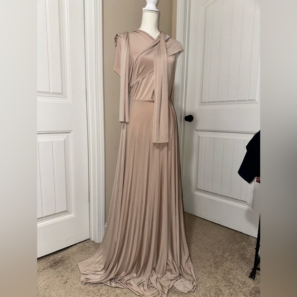 Infinity Dress with Bandeau, Convertible Bridesmaid Dress, Long, Plus Size - Picture 3 of 15